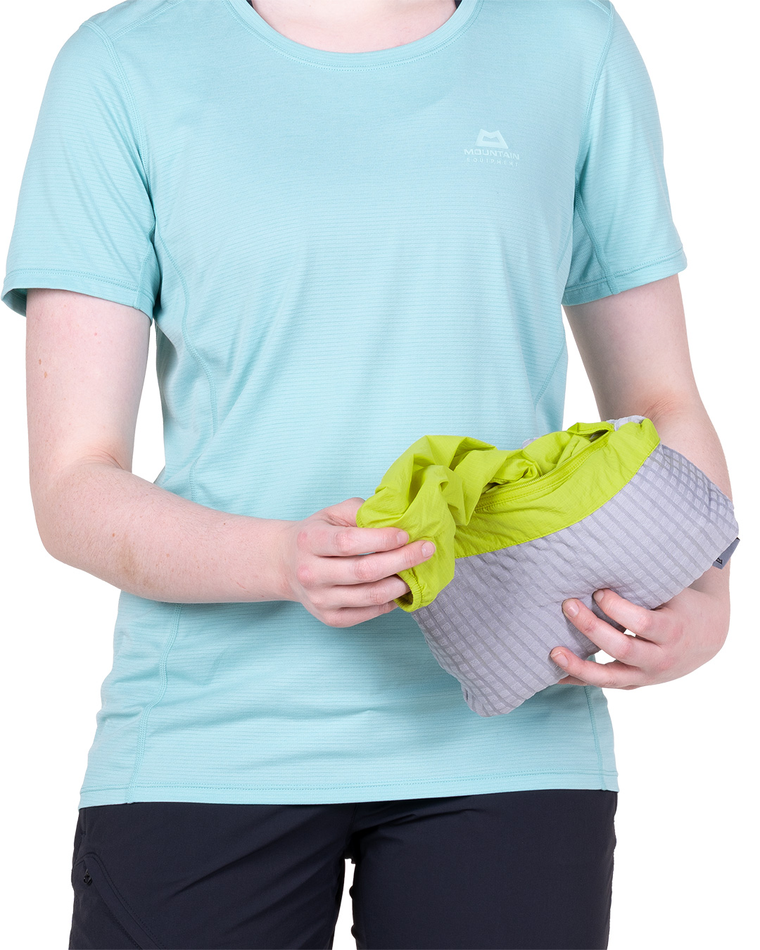 ME-008557_Aerotherm_Hooded_Womens_Jacket_Me-02222_VineGreen-324